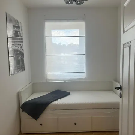 Sosnowy Nadmorski Zakatek Blisko Plazy Z Parkingiem *