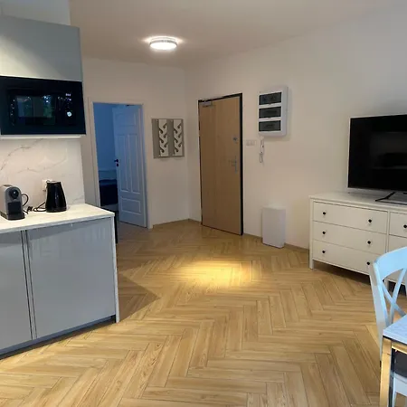 Sosnowy Nadmorski Zakatek Blisko Plazy Z Parkingiem *