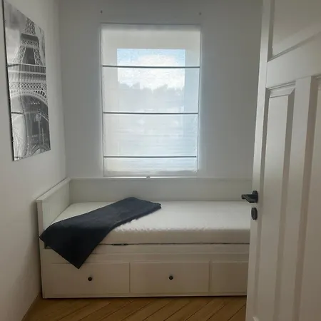 Sosnowy Nadmorski Zakatek Blisko Plazy Z Parkingiem * Stegna (Pomerania)