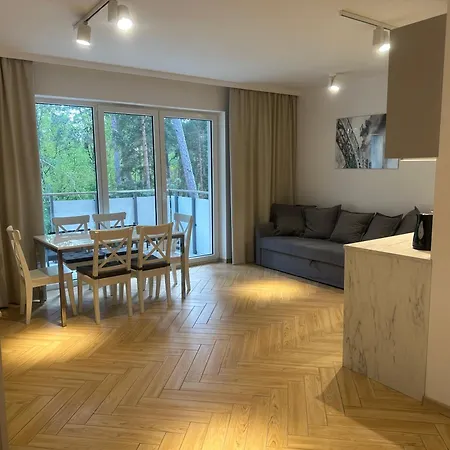 Sosnowy Nadmorski Zakatek Blisko Plazy Z Parkingiem * Stegna (Pomerania)