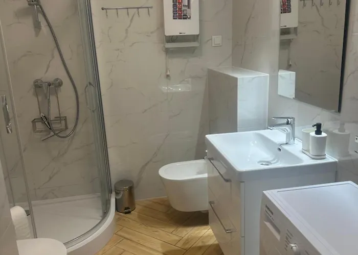 Sosnowy Nadmorski Zakatek Blisko Plazy Z Parkingiem