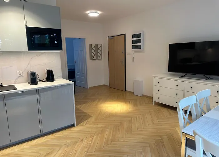 Sosnowy Nadmorski Zakatek Blisko Plazy Z Parkingiem *